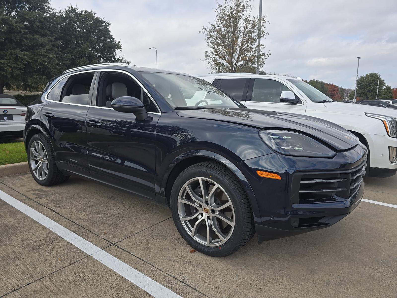 2024 Porsche Cayenne Base AWD