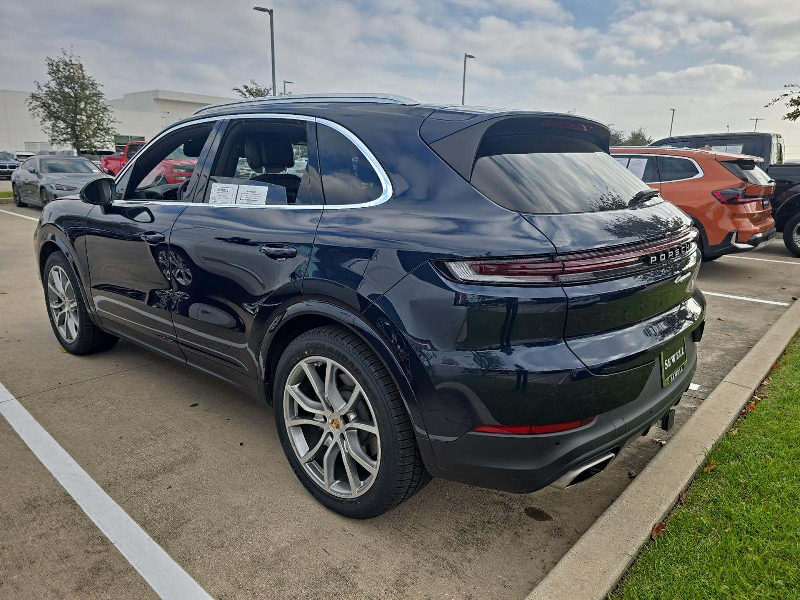 2024 Porsche Cayenne Base AWD