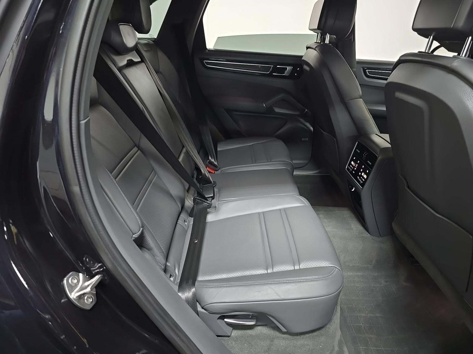 2019 Porsche Cayenne Base AWD