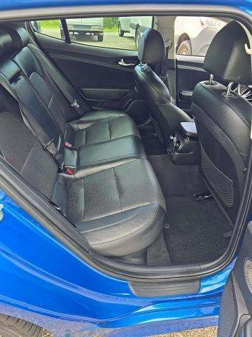 2018 Kia Stinger Premium RWD