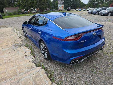 2018 Kia Stinger Premium RWD