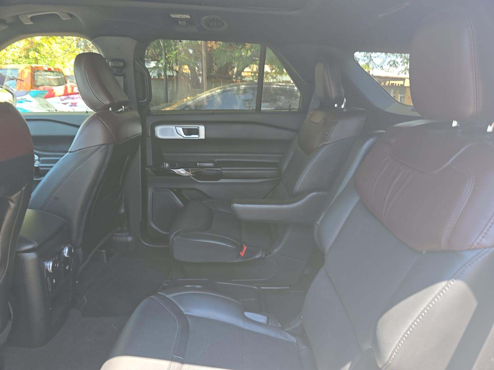 2021 Ford Explorer Platinum AWD