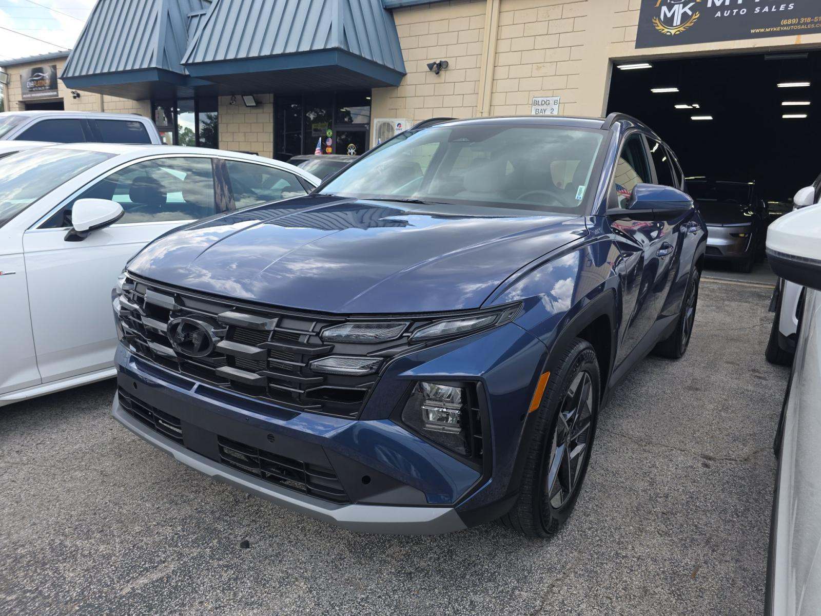 HYUNDAI TUCSON - 1