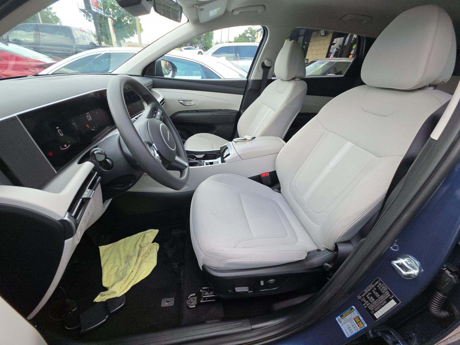 HYUNDAI TUCSON - 6