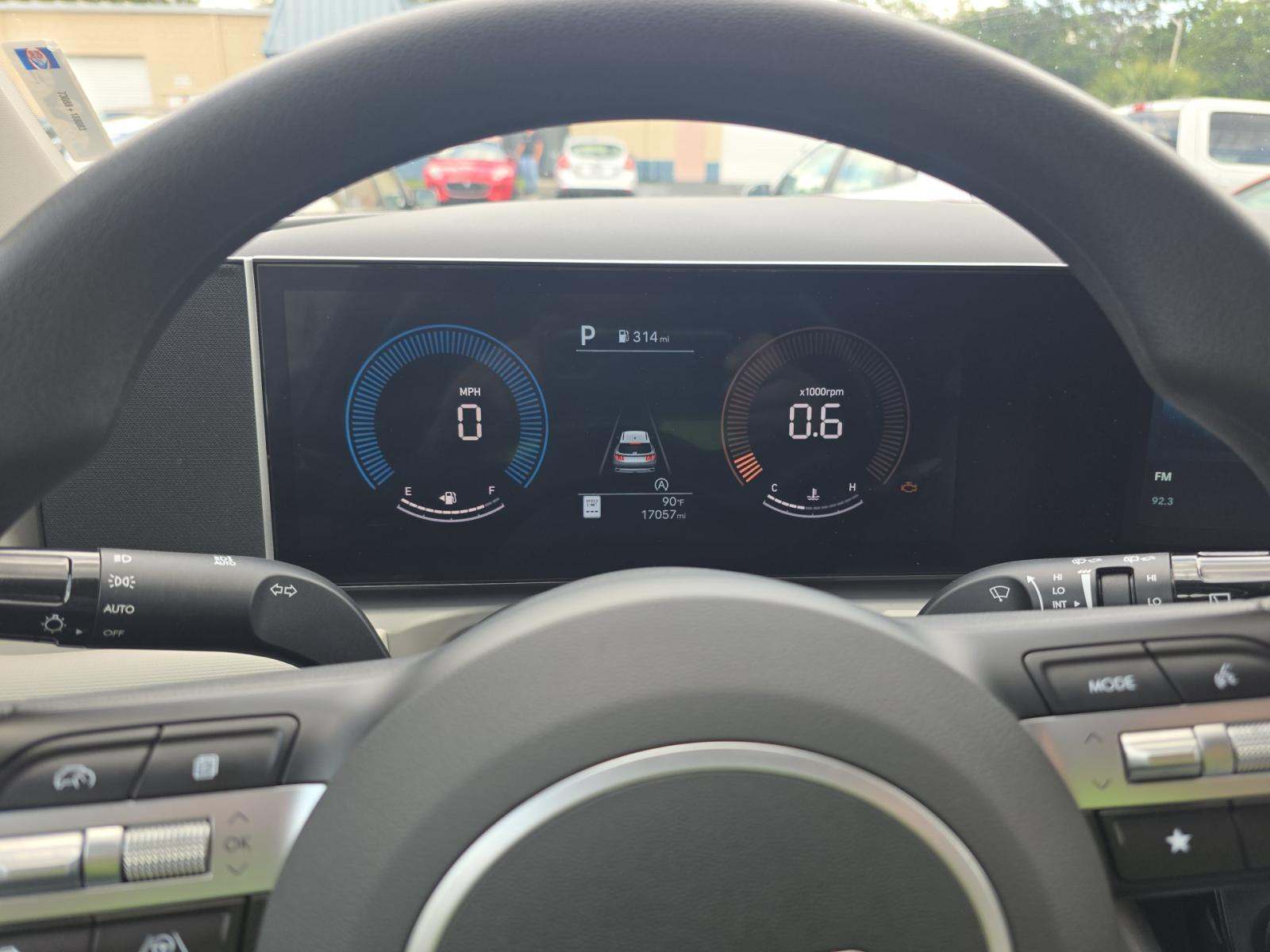 HYUNDAI TUCSON - 9