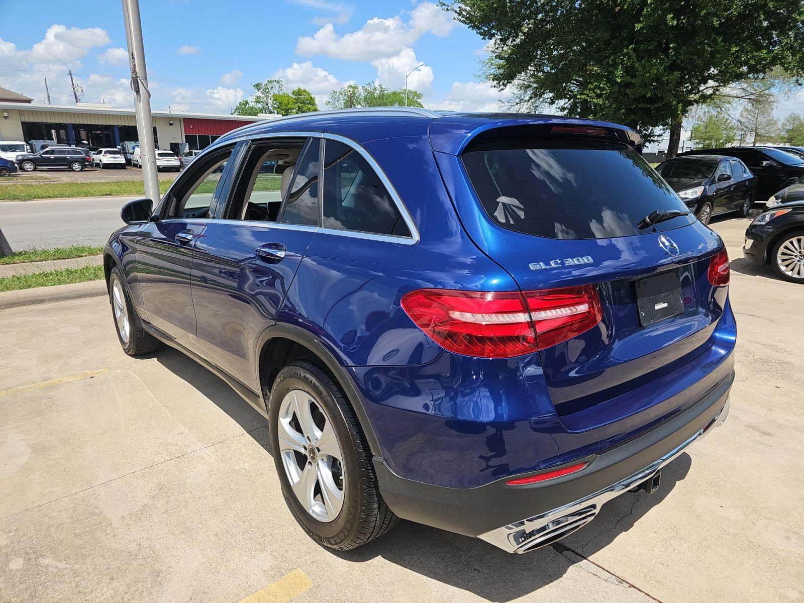 MERCEDES-BENZ GLC-CLASS - 4