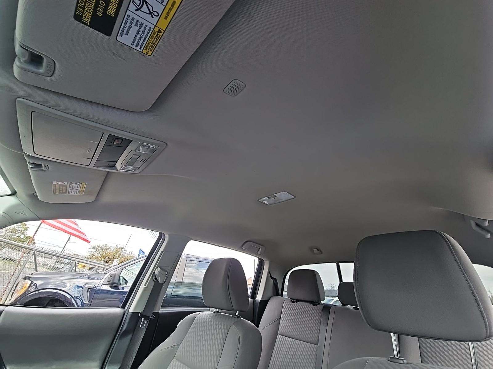 2022 Toyota Tacoma SR5 RWD