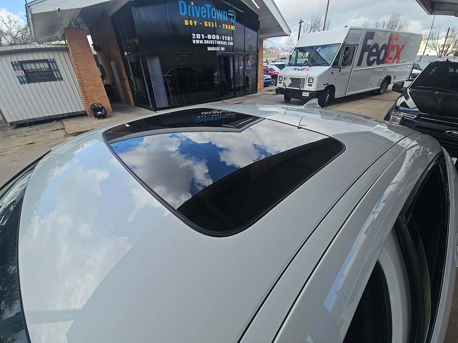 2017 BMW X6 sDrive35i RWD