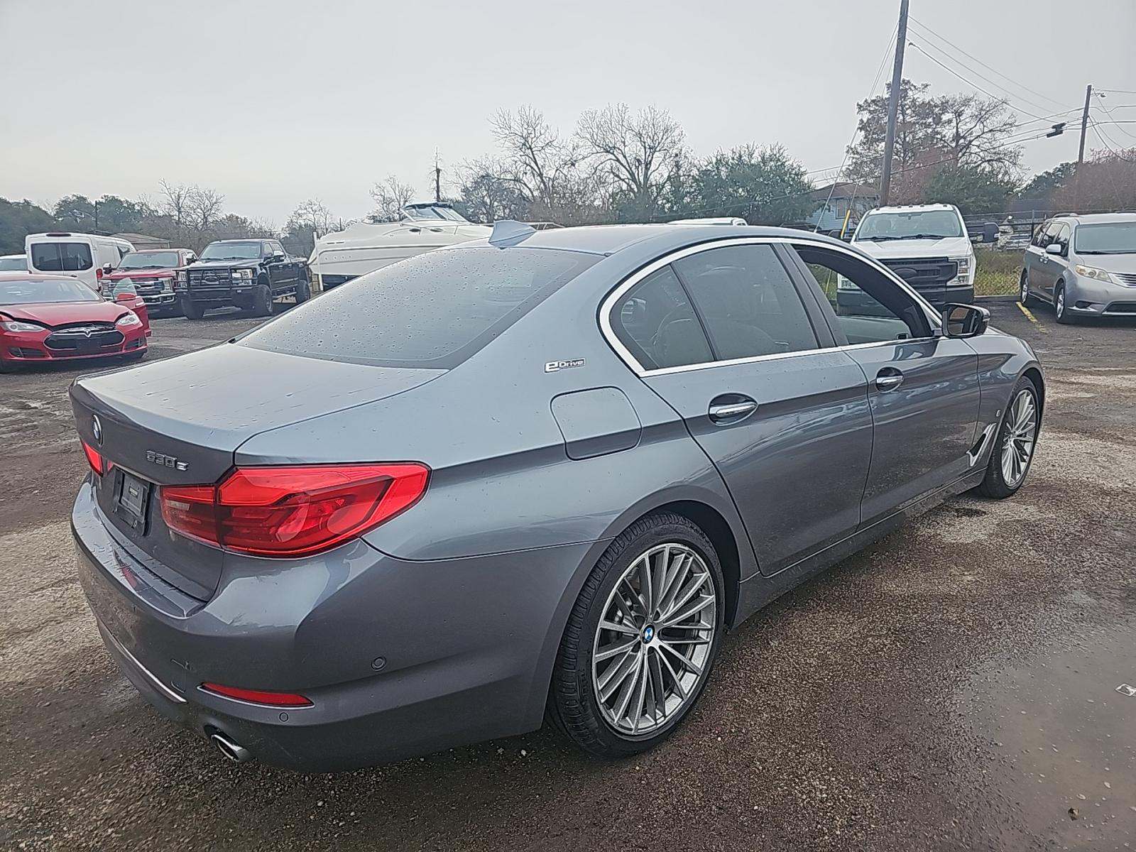 2018 BMW 5 Series 530e iPerformance RWD