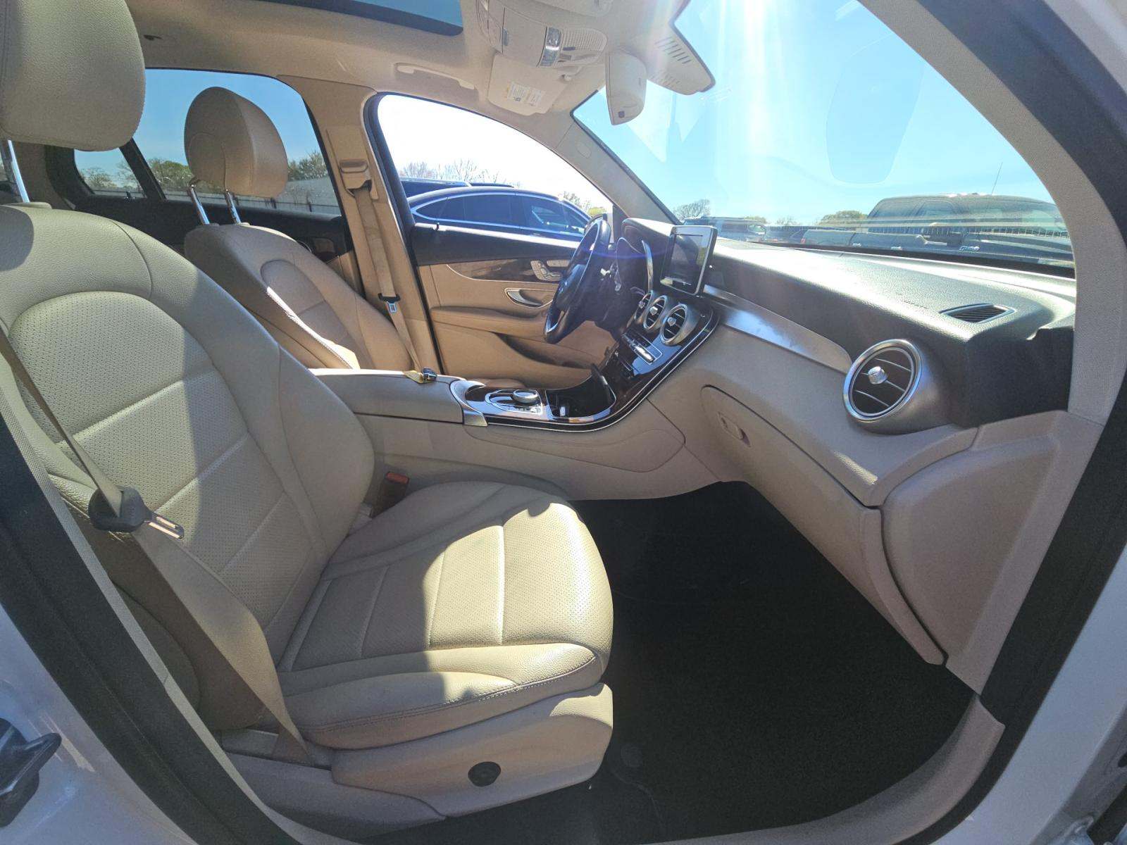 2019 Mercedes-Benz GLC GLC 300 AWD