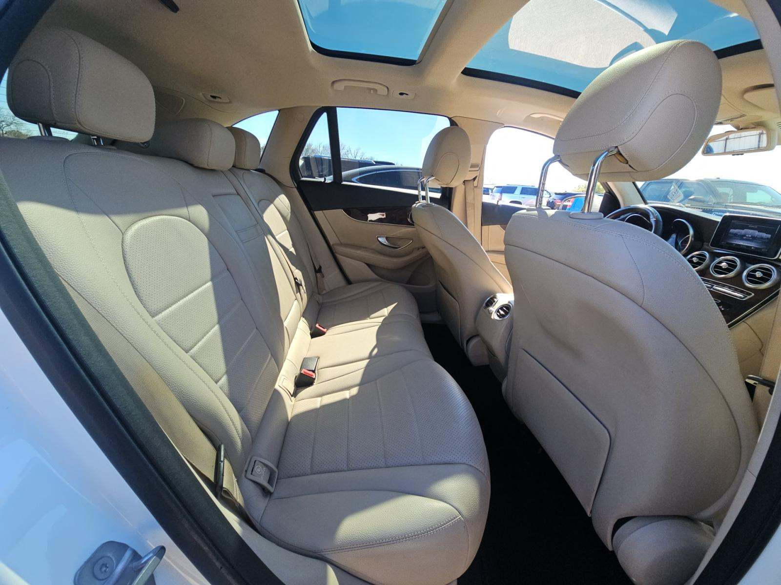 2019 Mercedes-Benz GLC GLC 300 AWD