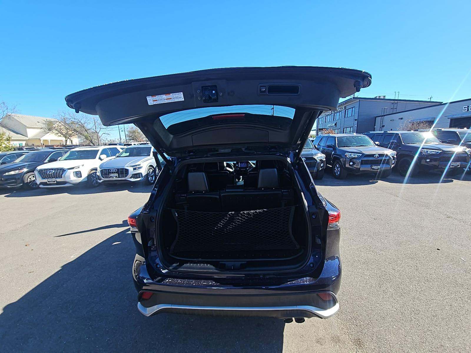 2023 Toyota Highlander XSE FWD