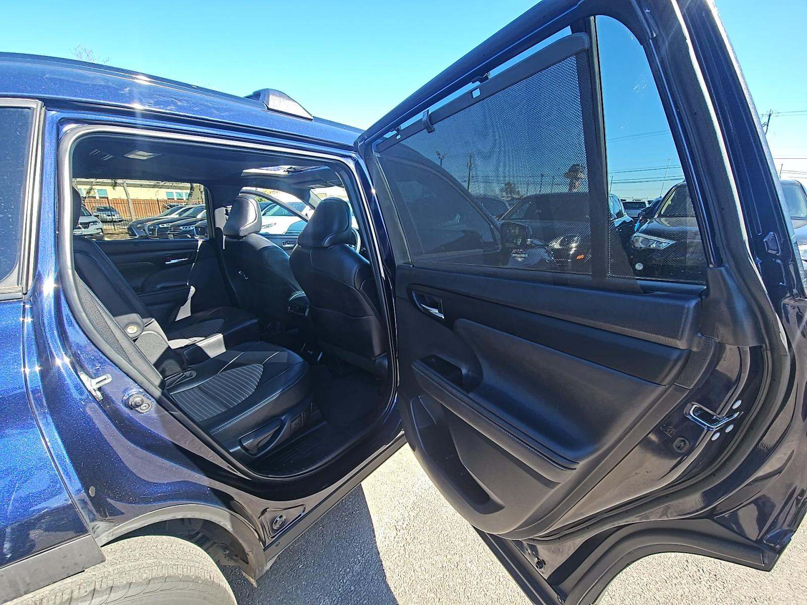 2023 Toyota Highlander XSE FWD