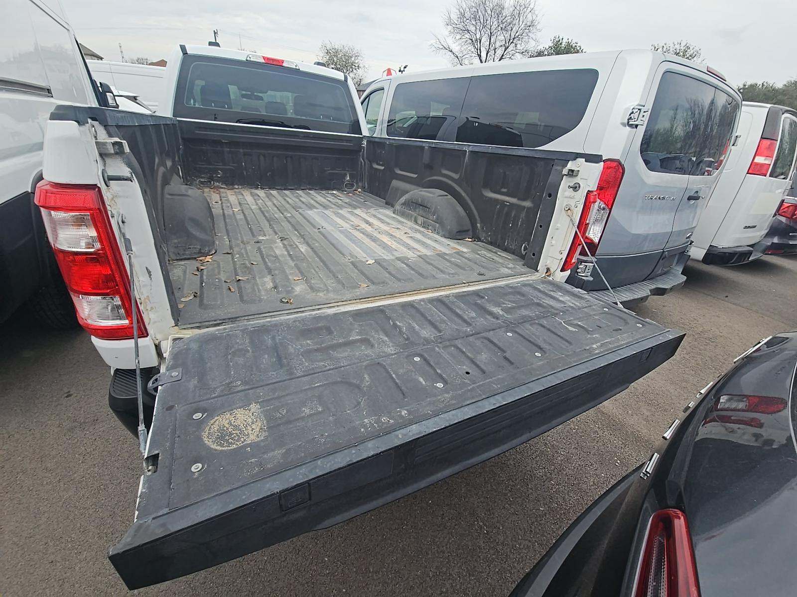 2022 Ford F-150 XL AWD