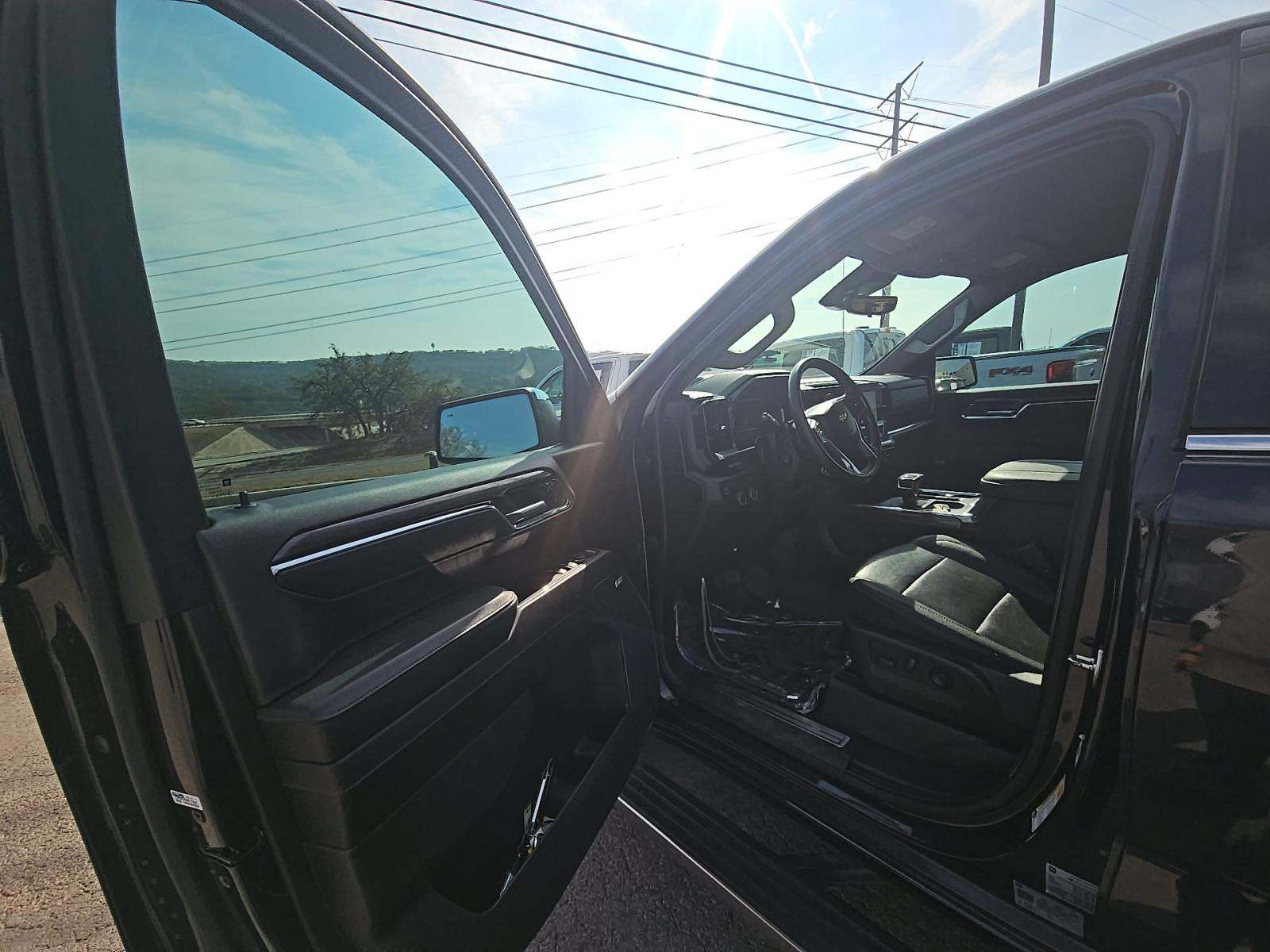 2024 Chevrolet Silverado 1500 LTZ AWD