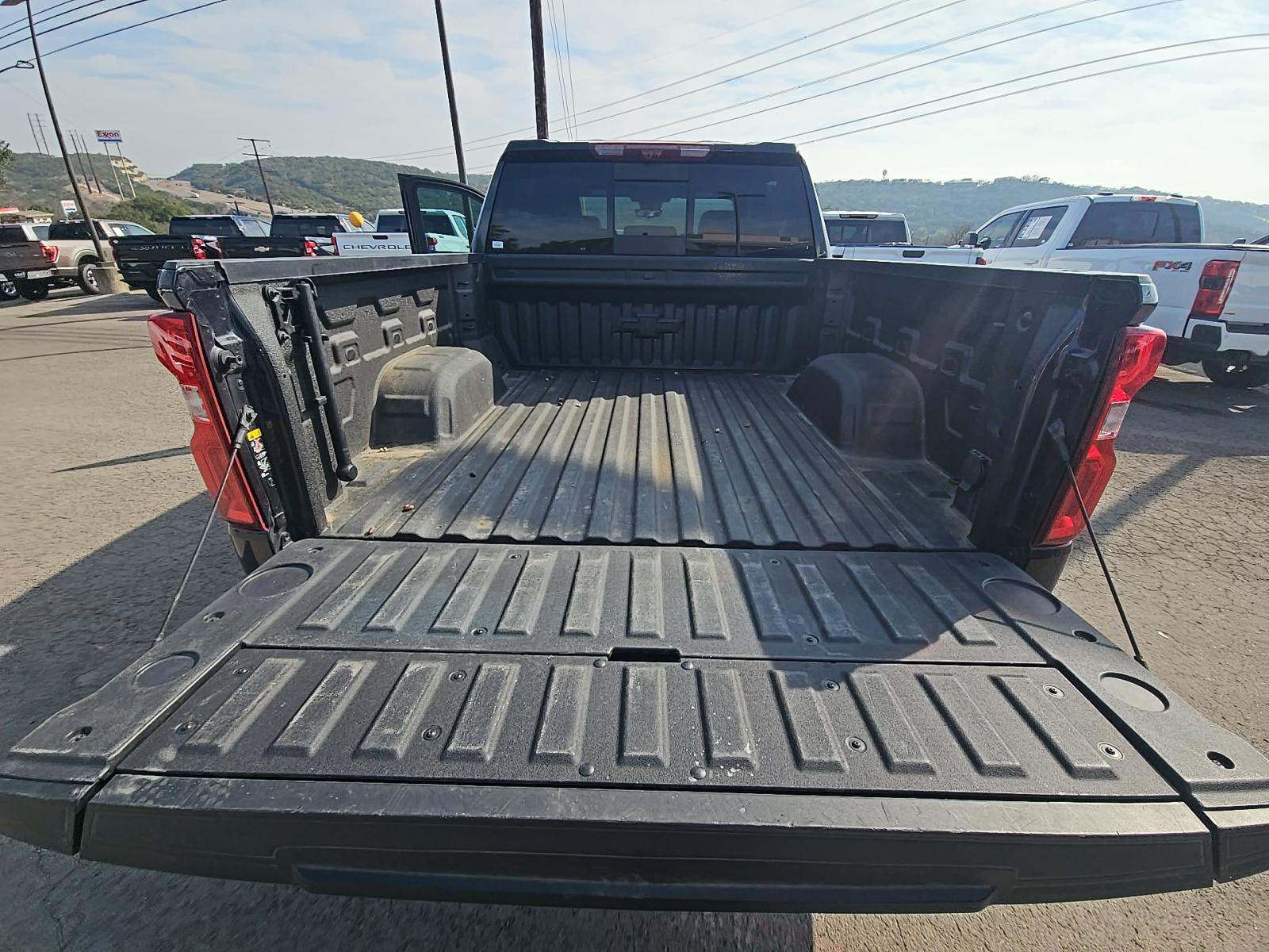 2024 Chevrolet Silverado 1500 LTZ AWD