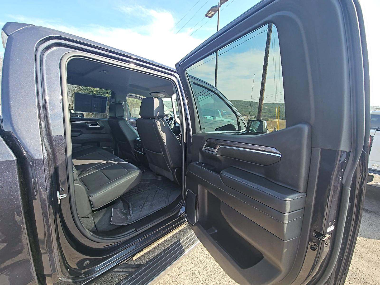 2024 Chevrolet Silverado 1500 LTZ AWD