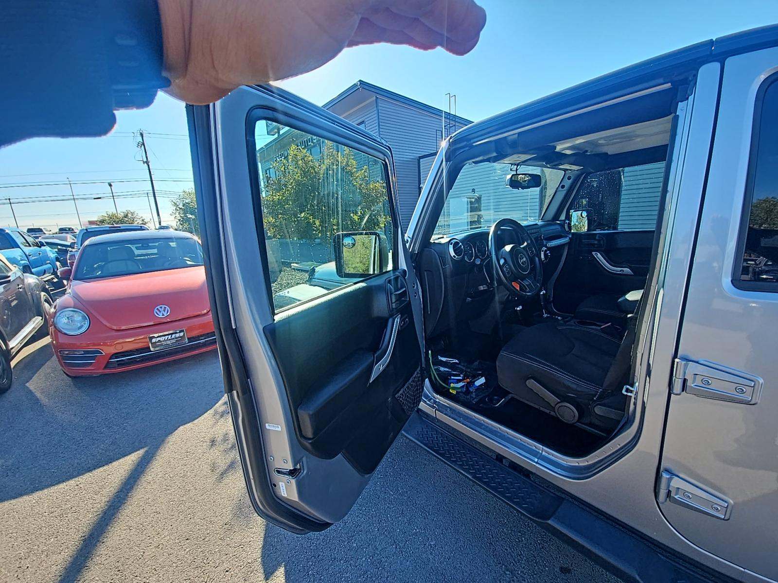 2018 Jeep Wrangler Unlimited Sahara AWD