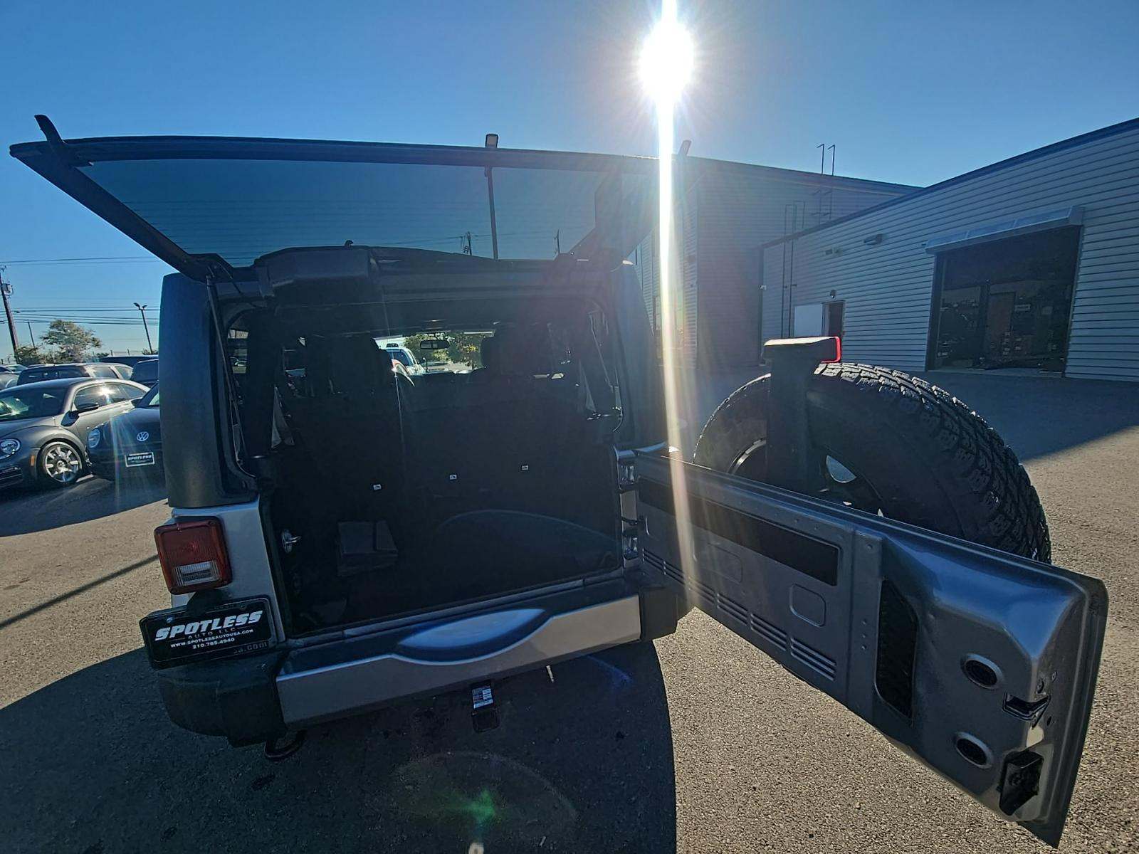 2018 Jeep Wrangler Unlimited Sahara AWD