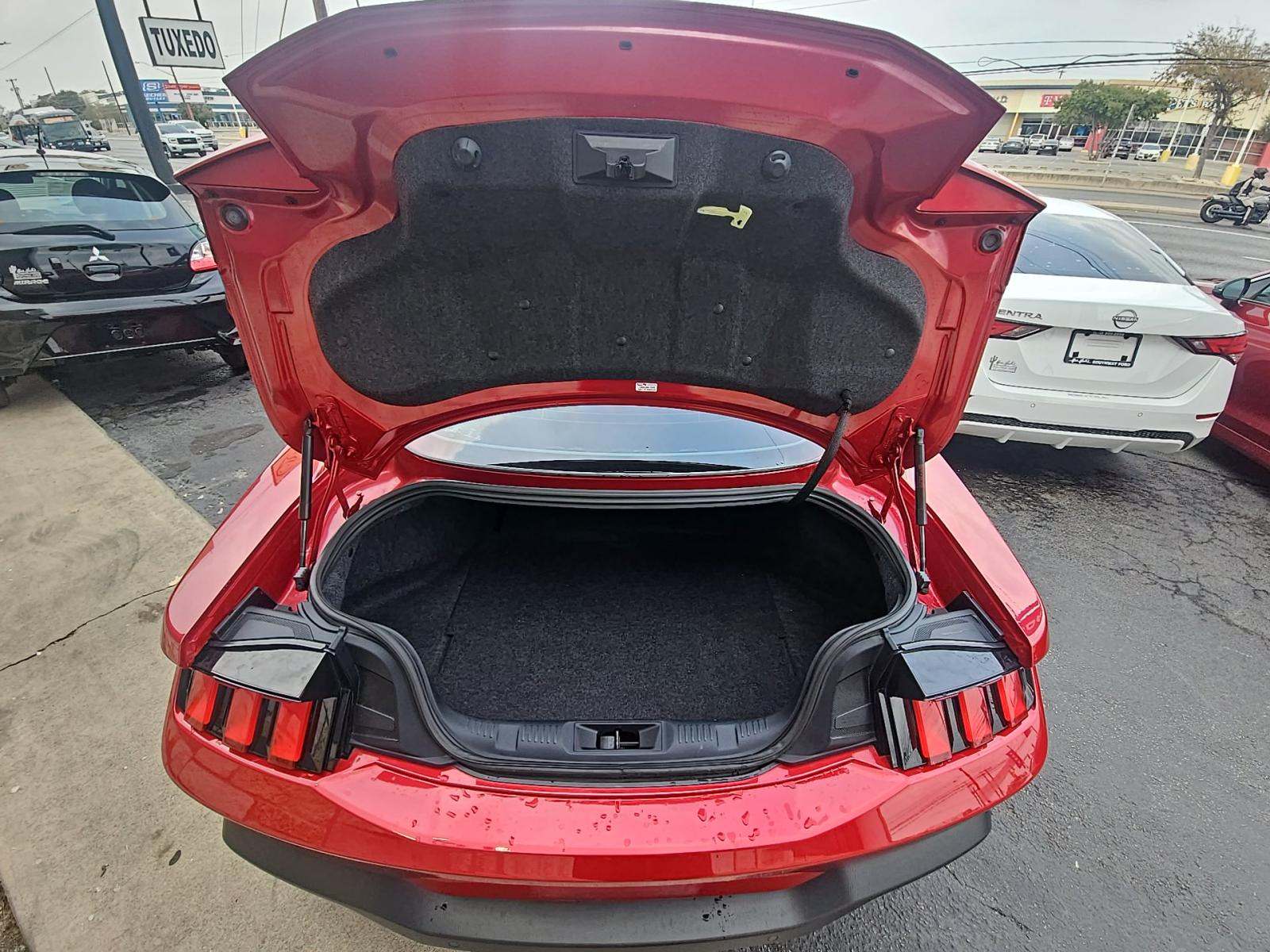 2024 Ford Mustang EcoBoost Premium RWD