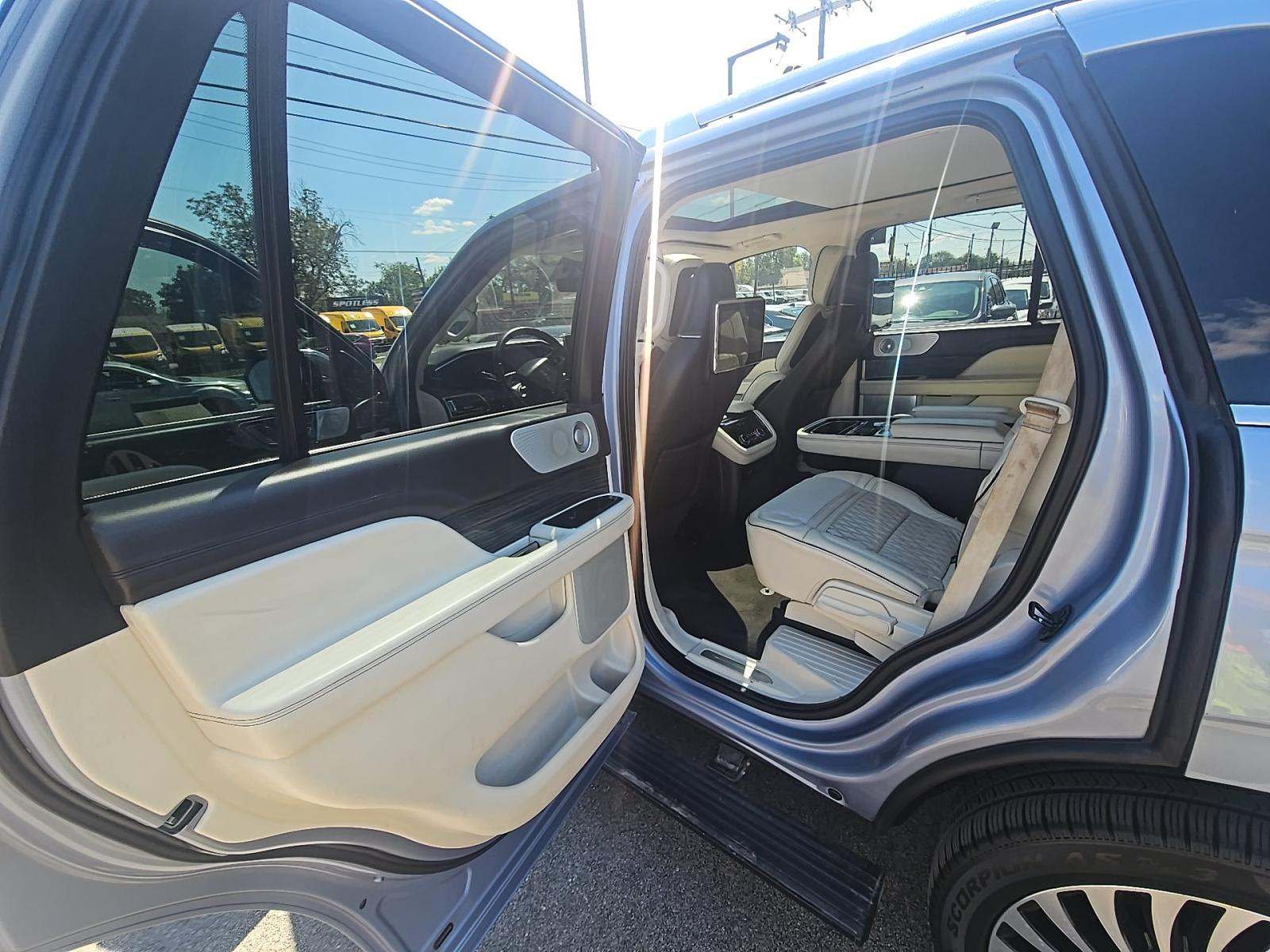 2018 Lincoln Navigator Black Label AWD