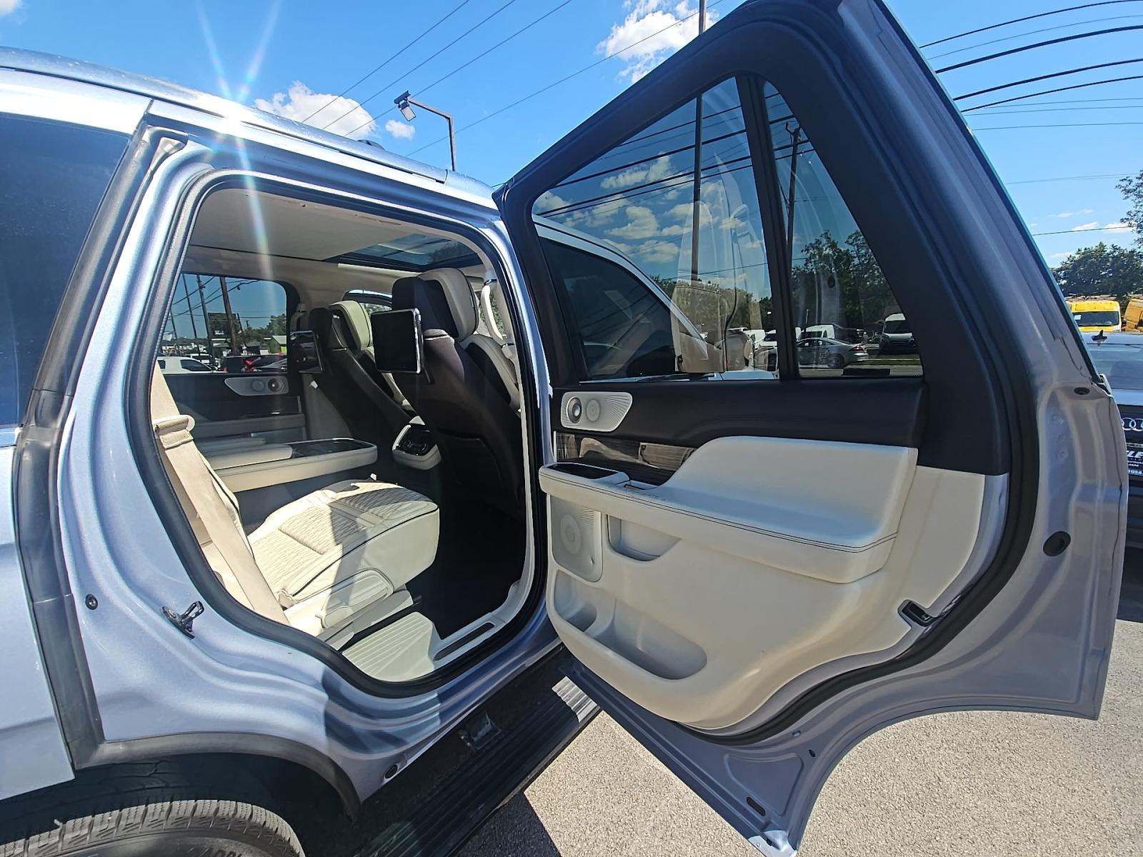 2018 Lincoln Navigator Black Label AWD