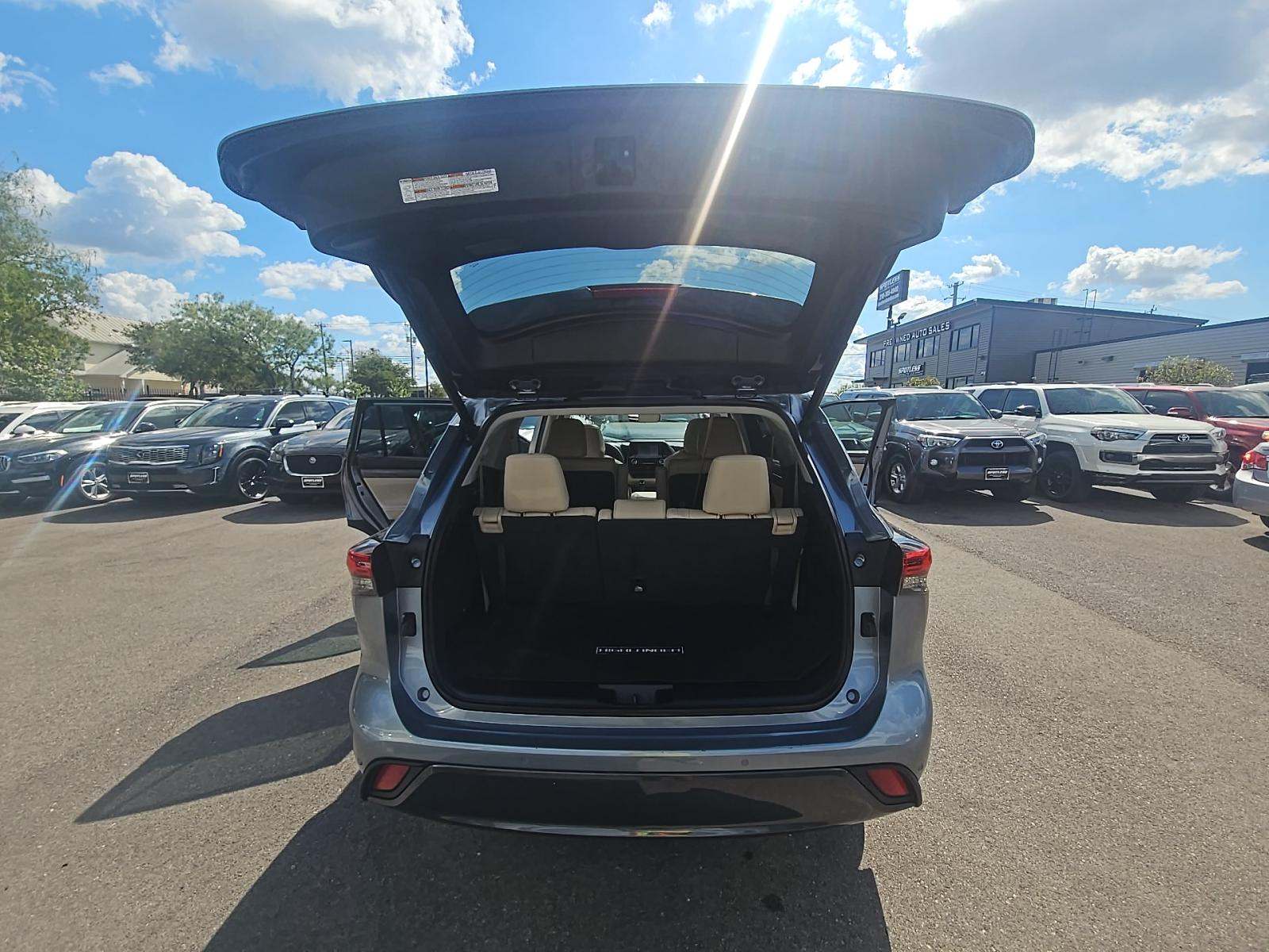 2020 Toyota Highlander Limited FWD