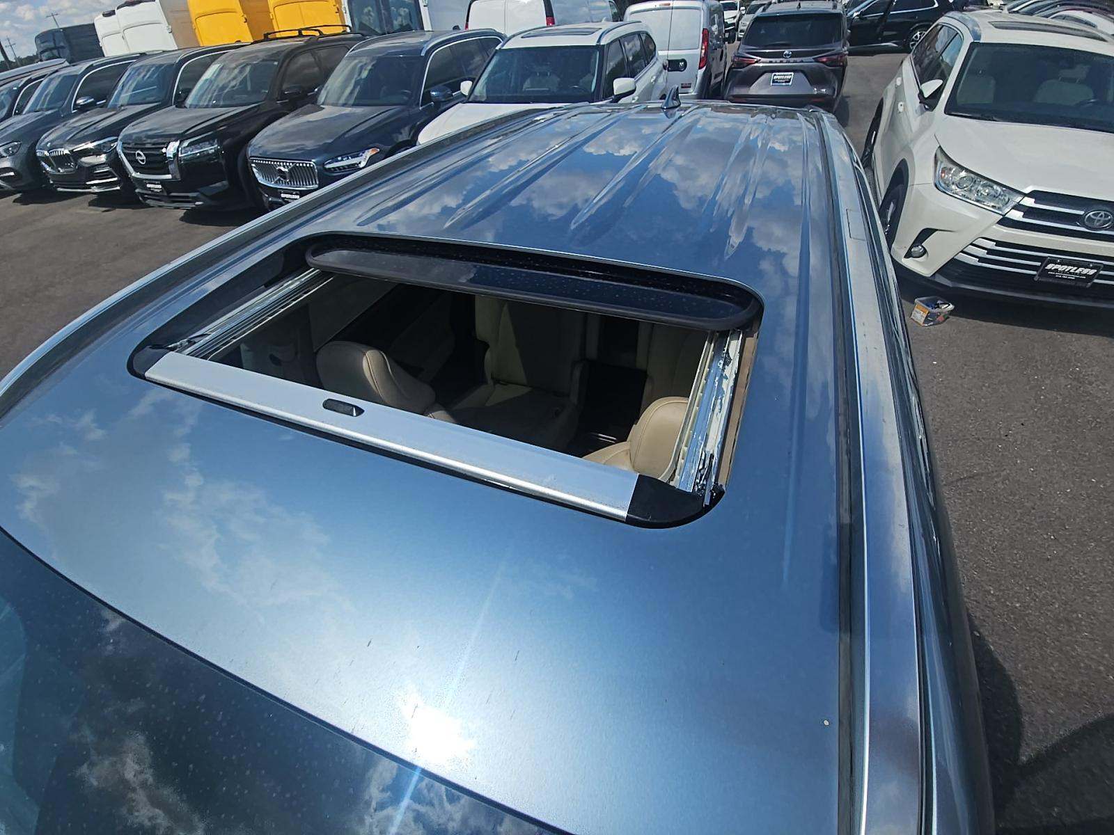 2020 Toyota Highlander Limited FWD