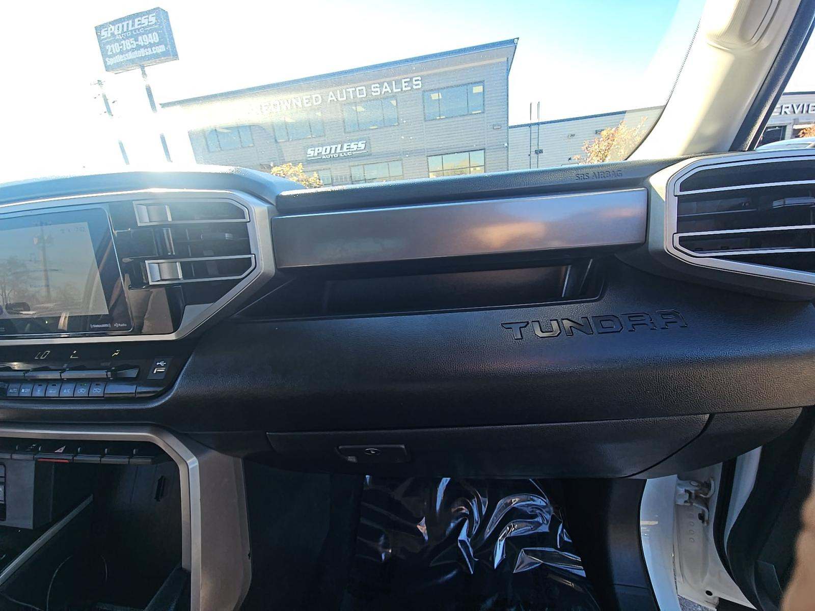 2022 Toyota Tundra SR5 AWD