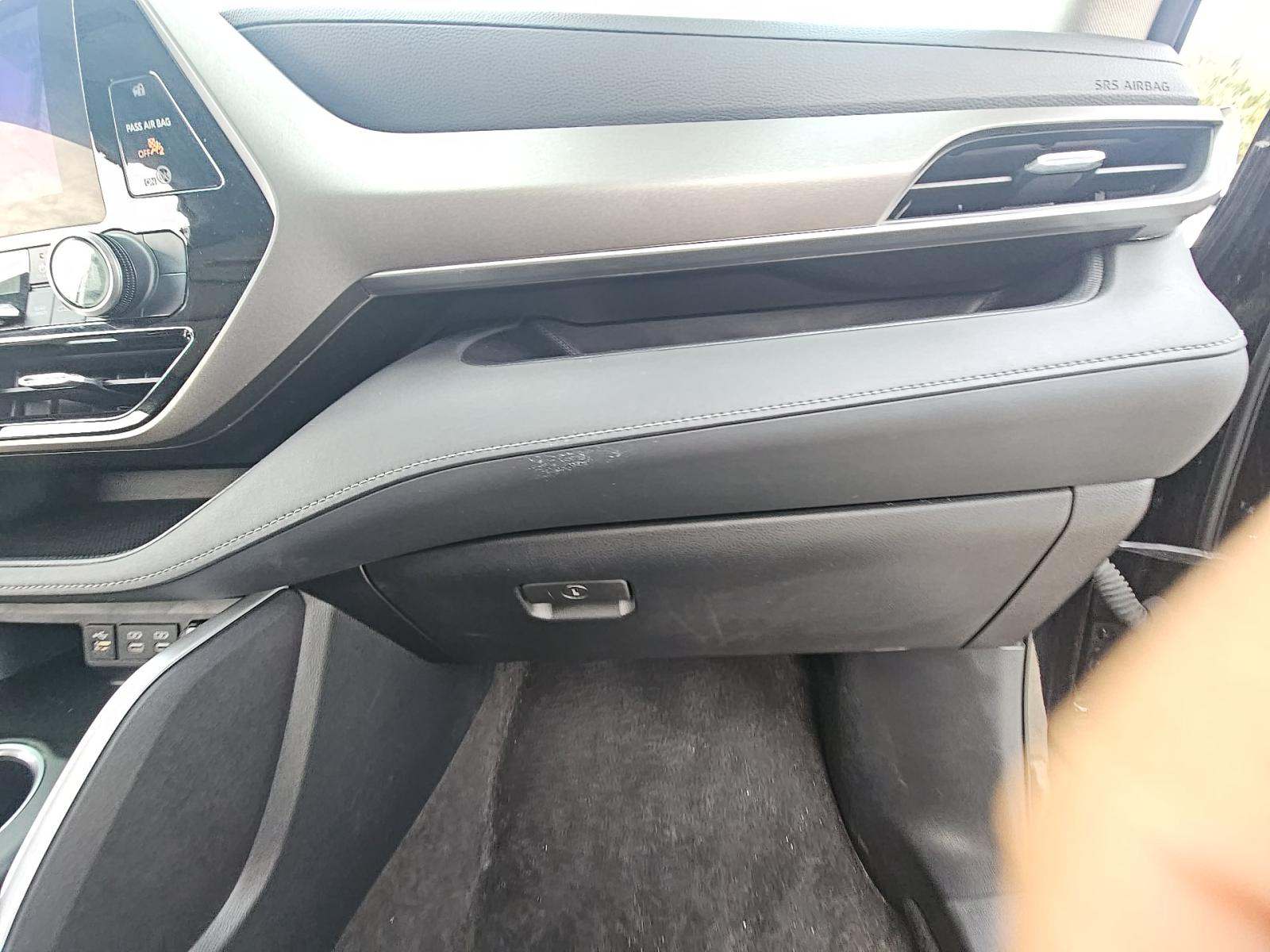 2023 Toyota Highlander LE FWD