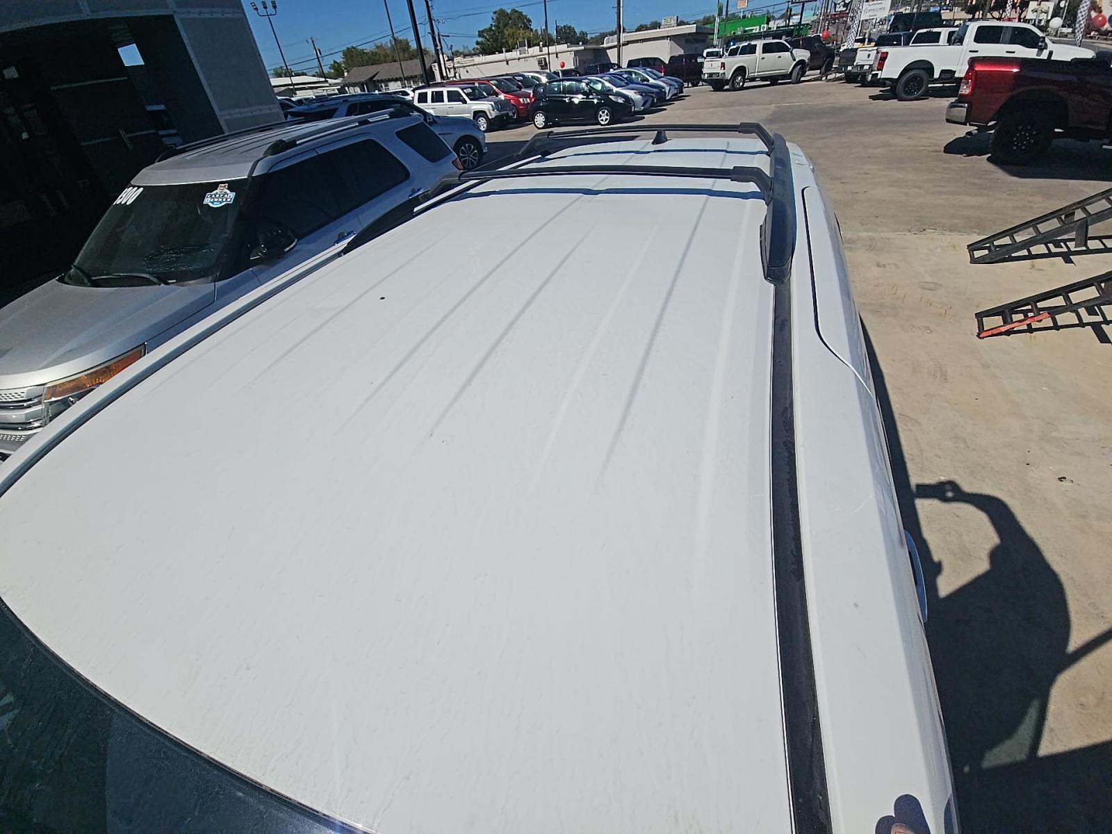 2022 Toyota Sienna LE FWD