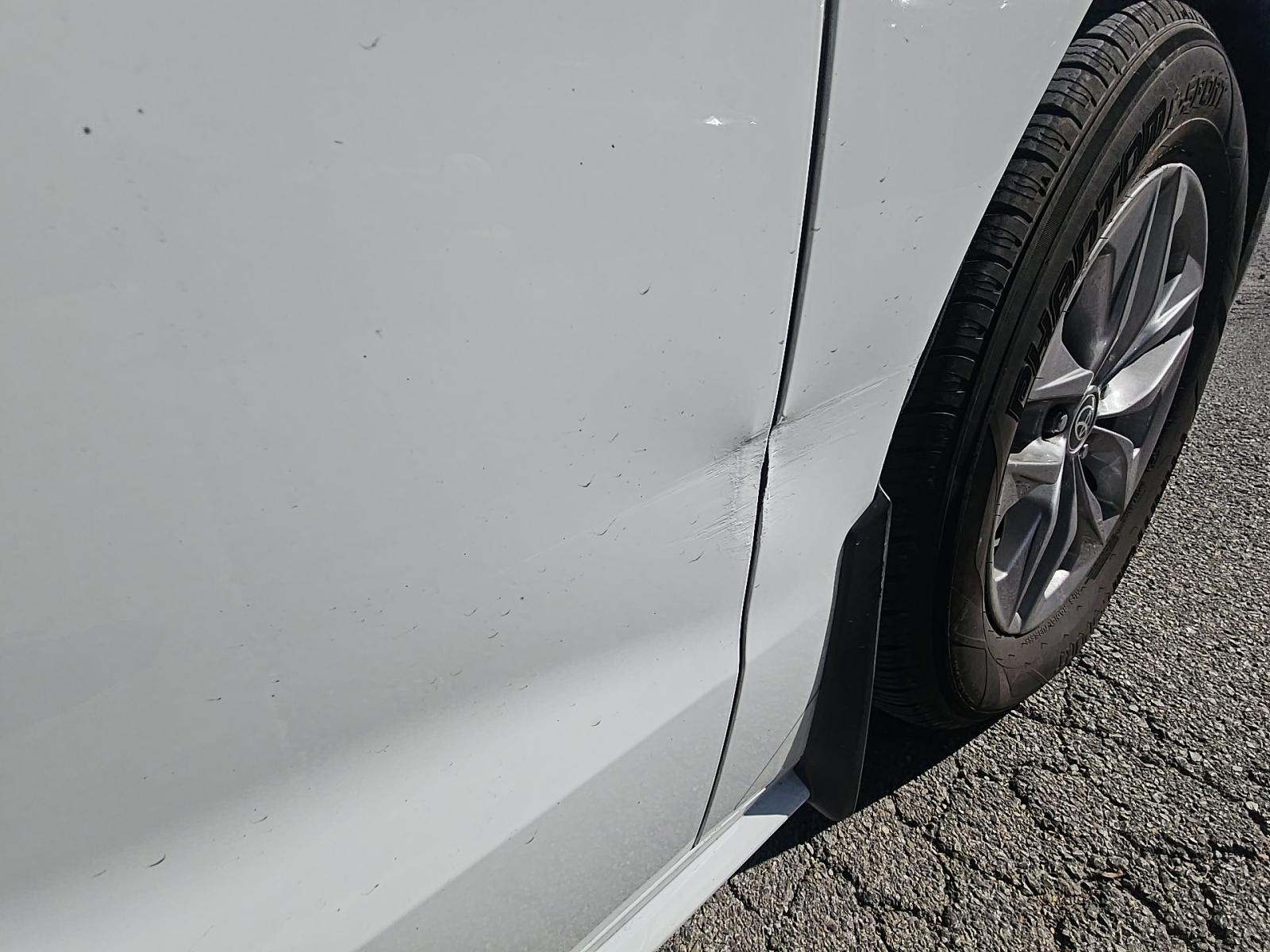 2022 Toyota Sienna LE FWD