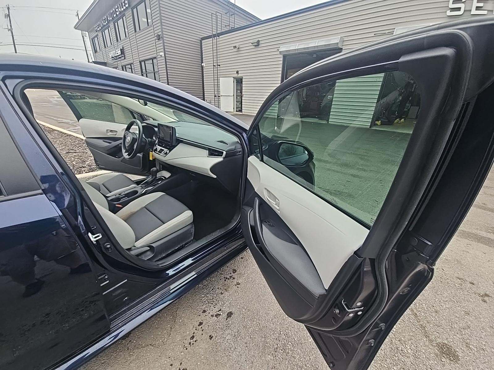 2024 Toyota Corolla LE FWD