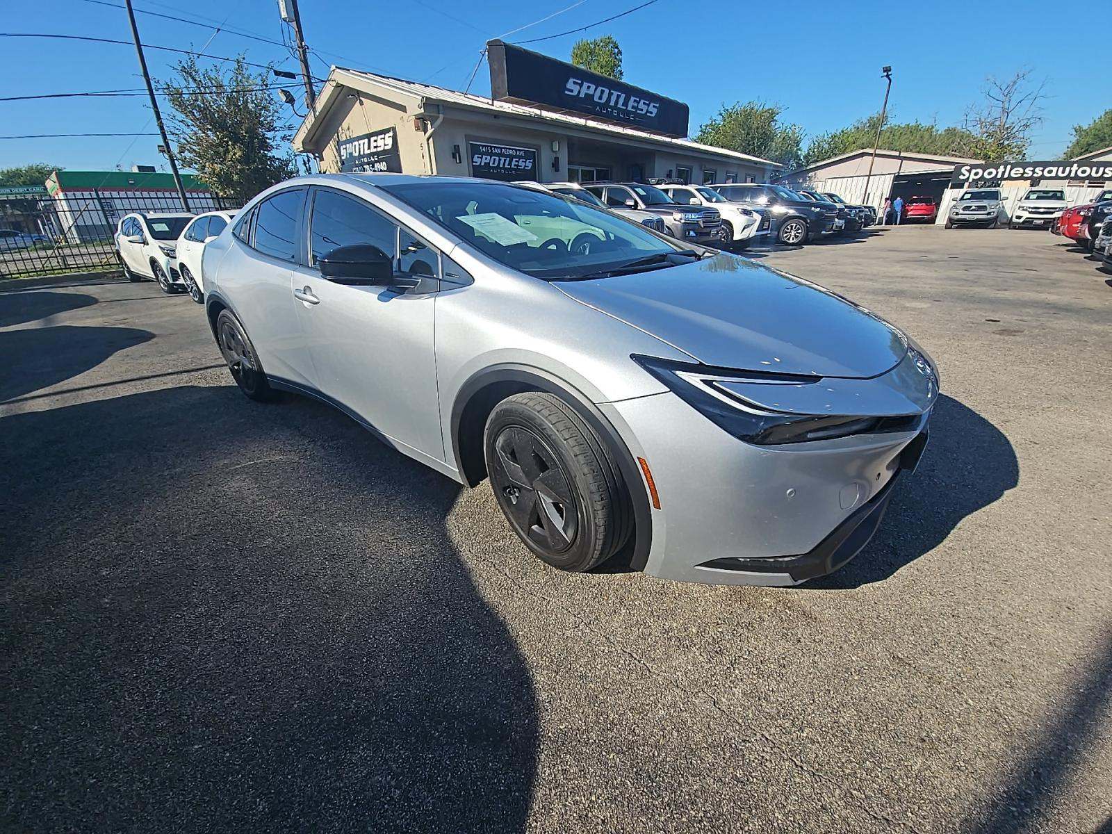 2024 Toyota Prius LE FWD