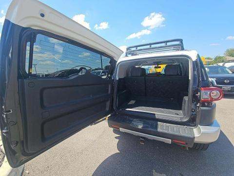 2013 Toyota FJ Cruiser Base AWD