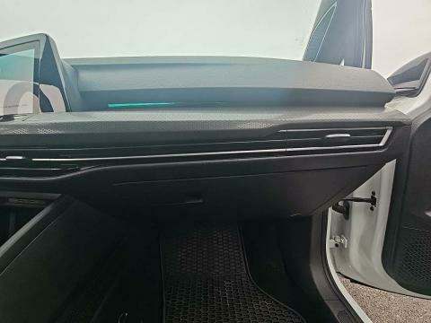 2022 Volkswagen Golf GTI 2.0T SE FWD