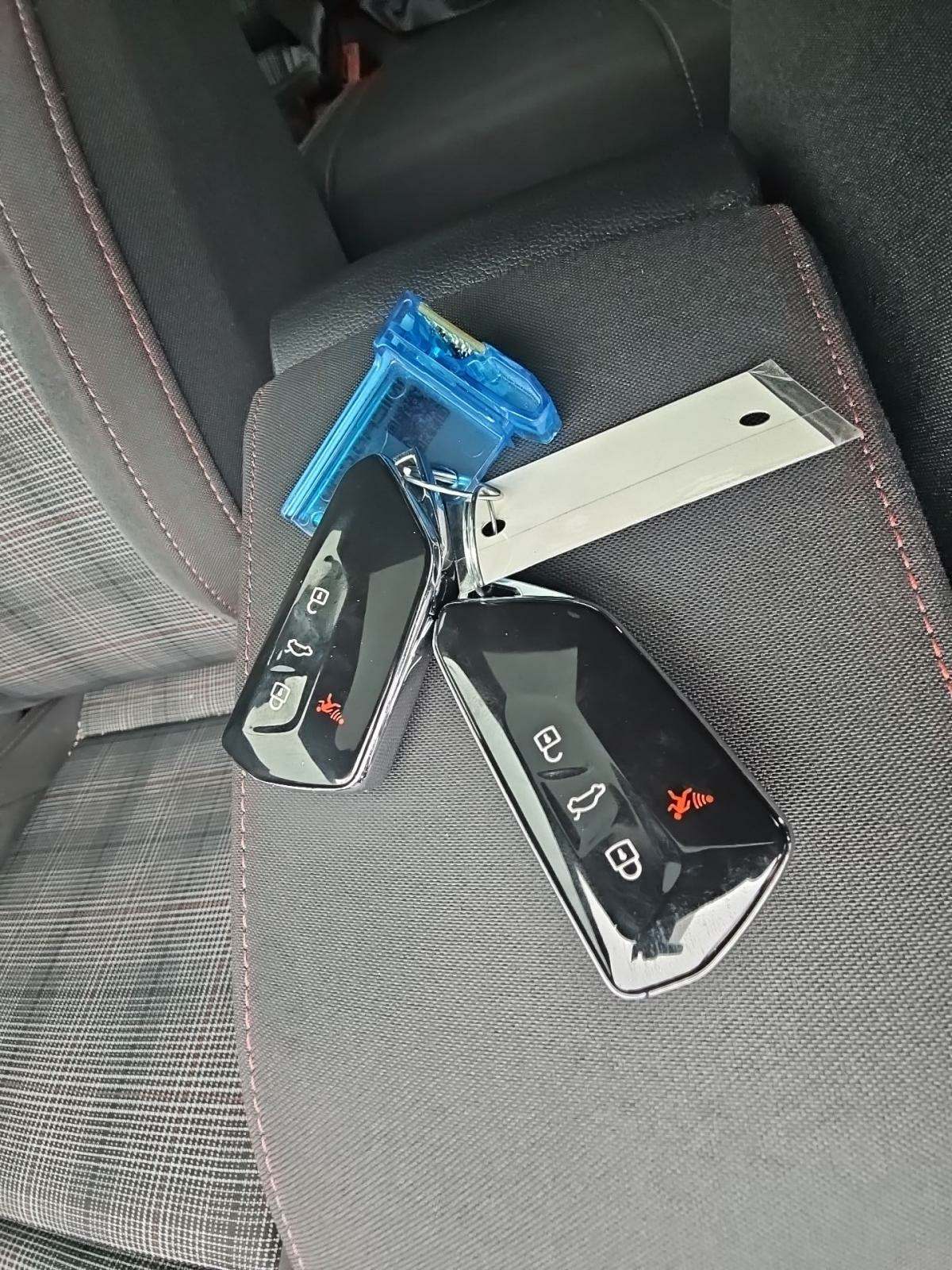 2022 Volkswagen Golf GTI 2.0T SE FWD