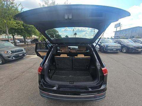 2022 Volkswagen Tiguan 2.0T SE FWD