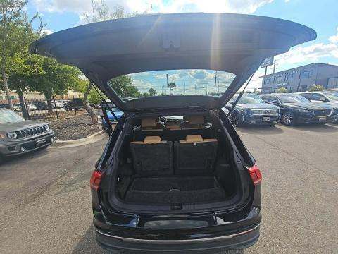2022 Volkswagen Tiguan 2.0T SE FWD