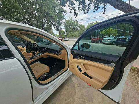 2013 Porsche Panamera Platinum Edition RWD