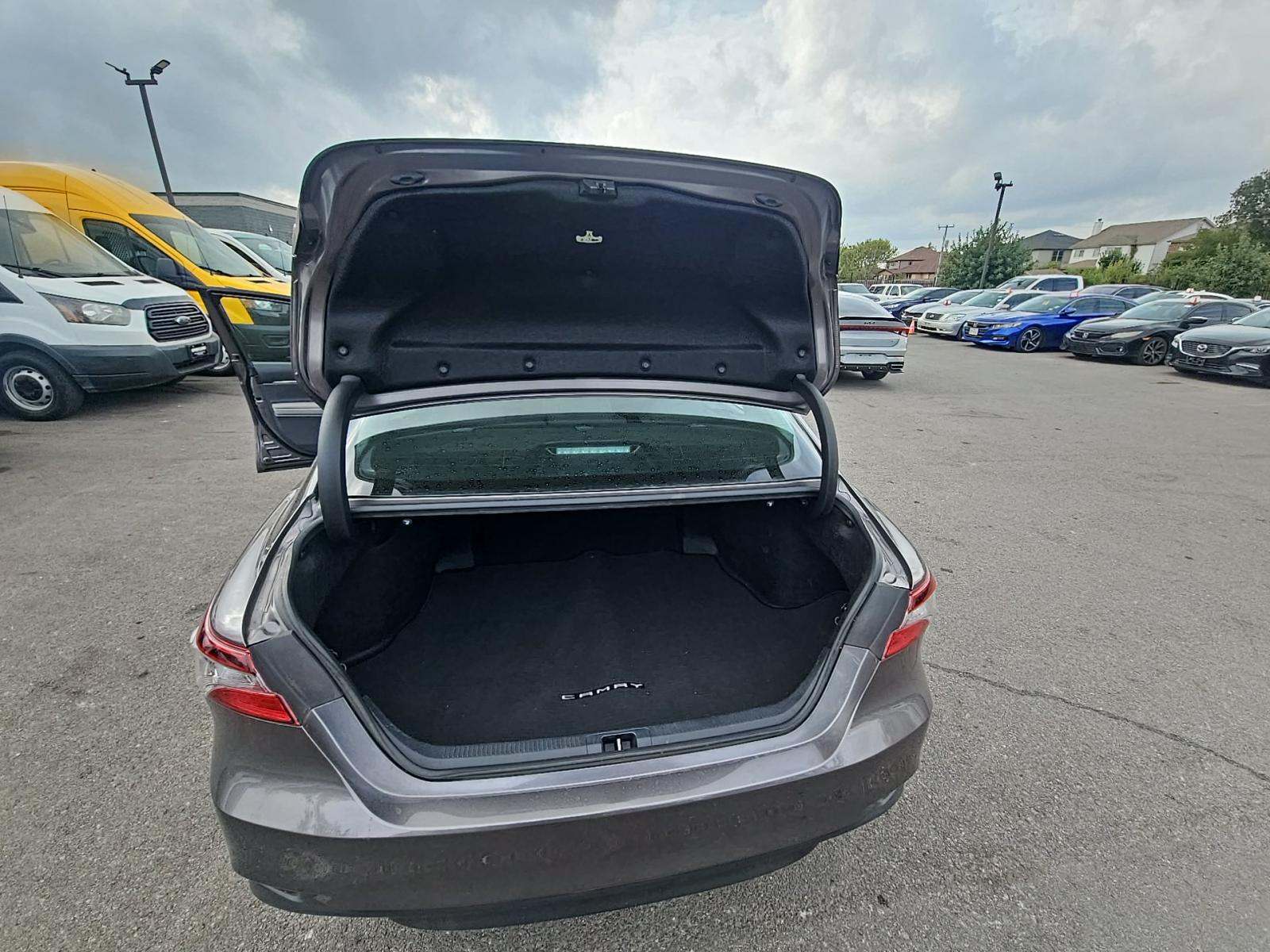 2023 Toyota Camry Hybrid LE FWD