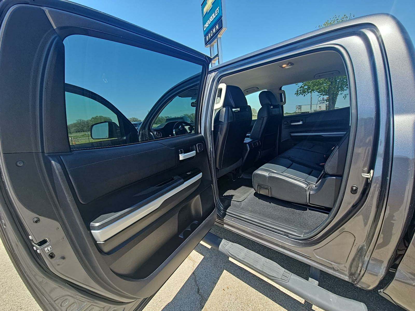 2020 Toyota Tundra SR5 AWD