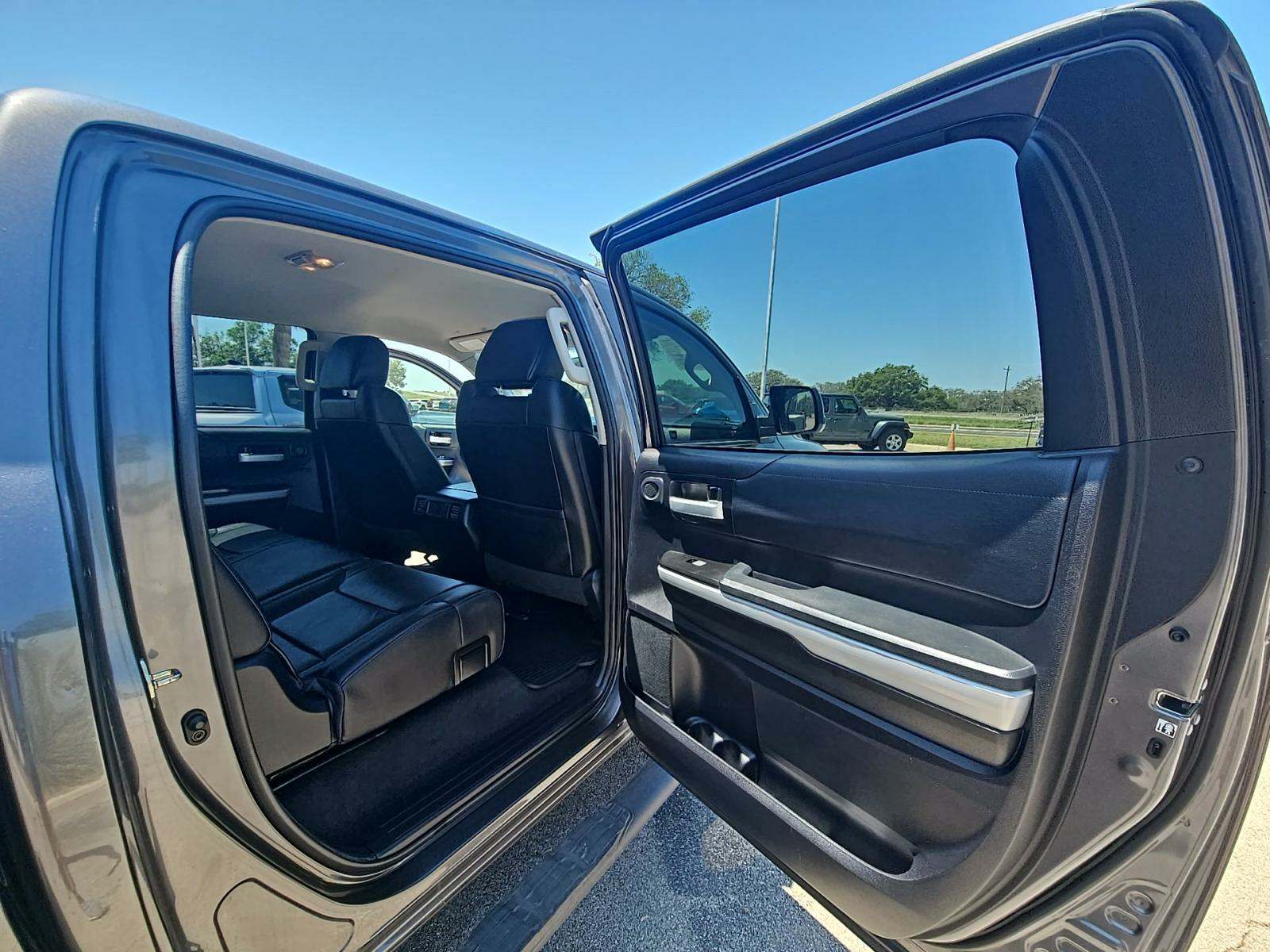 2020 Toyota Tundra SR5 AWD