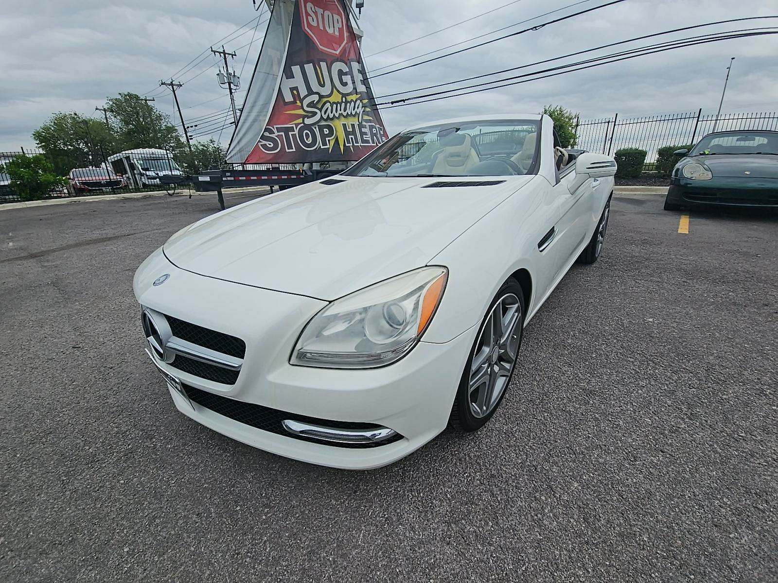 2014 Mercedes-Benz SLK-Class SLK 250 RWD