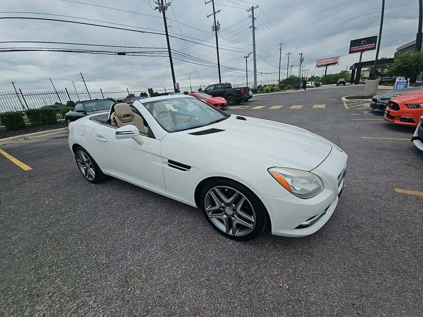2014 Mercedes-Benz SLK-Class SLK 250 RWD