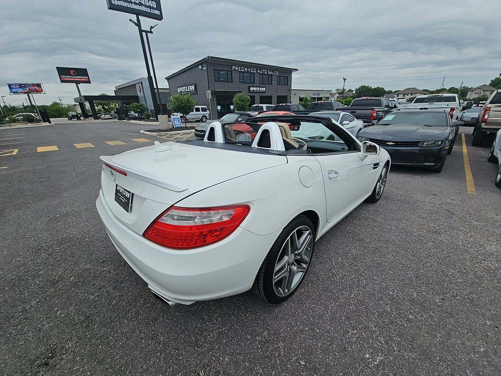 2014 Mercedes-Benz SLK-Class SLK 250 RWD