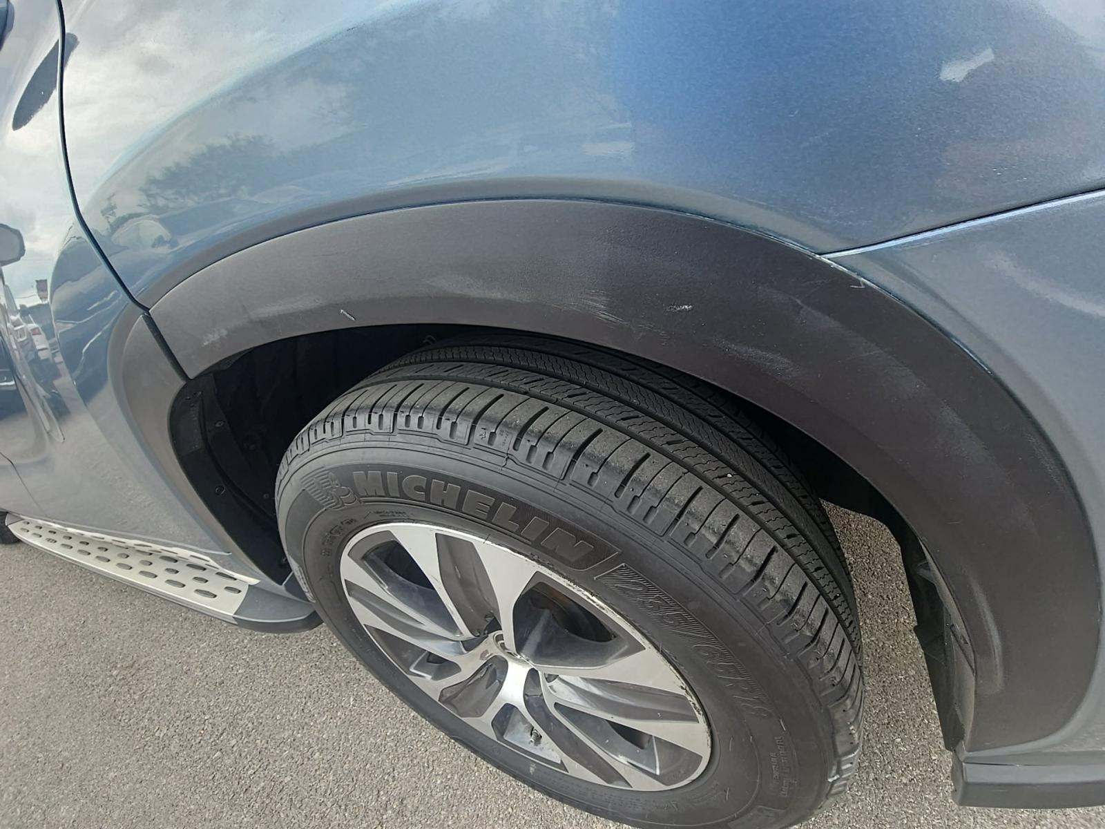 2021 Toyota Highlander XLE FWD