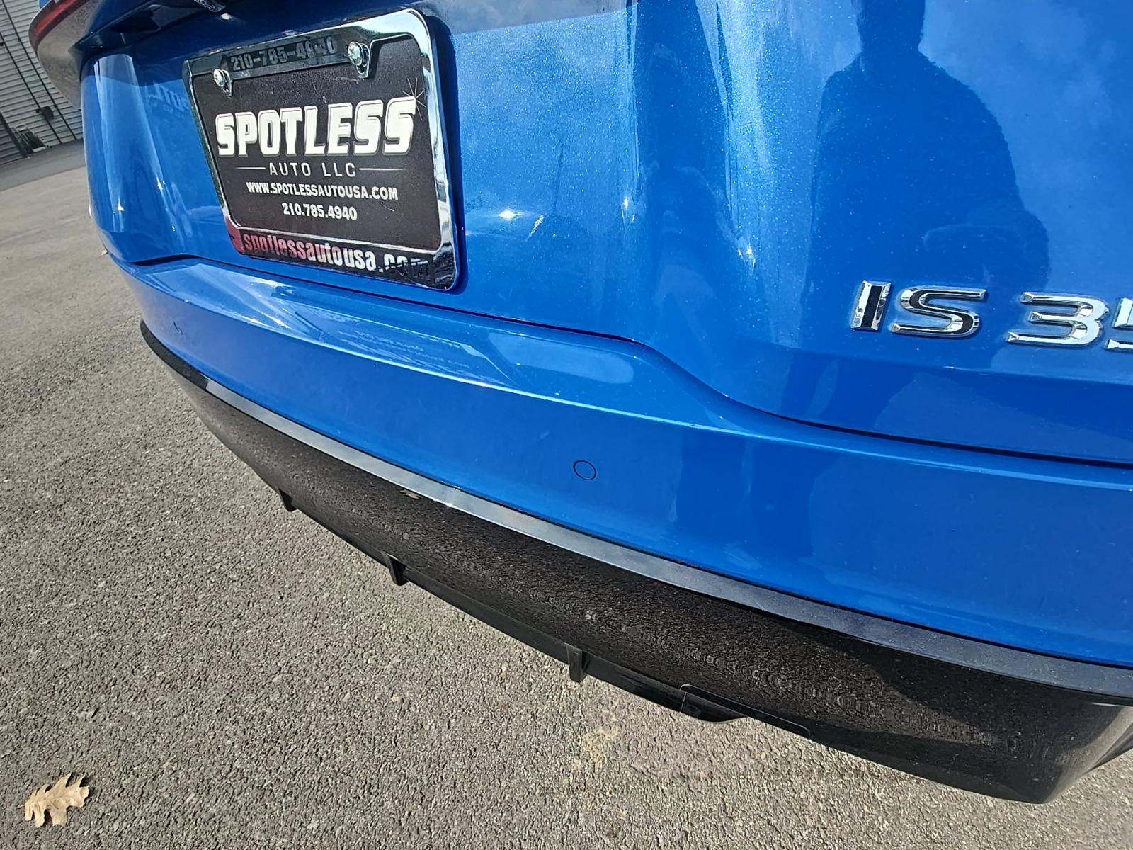 2022 Lexus IS IS 350 F SPORT RWD