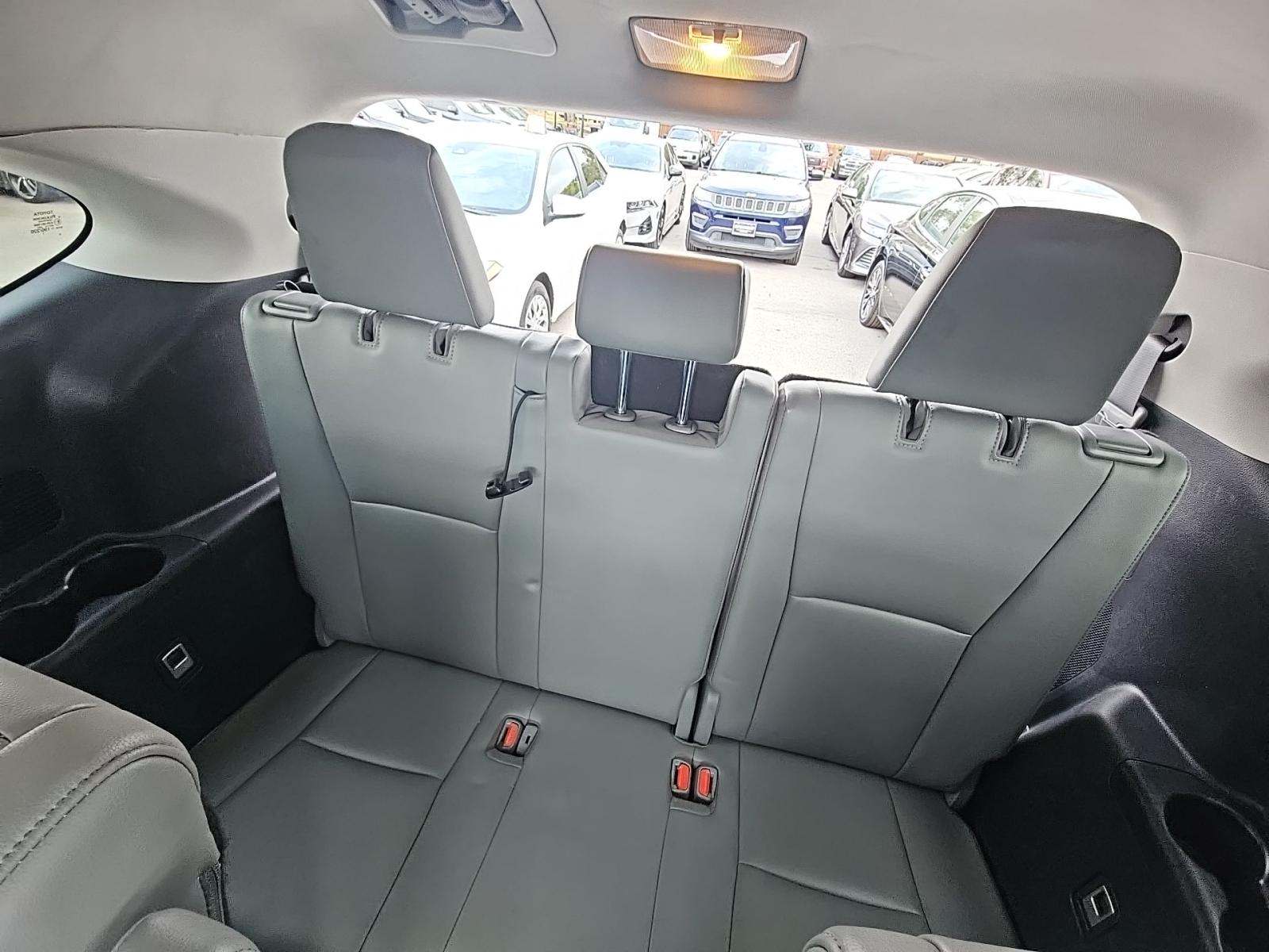 2021 Toyota Highlander Hybrid Platinum FWD