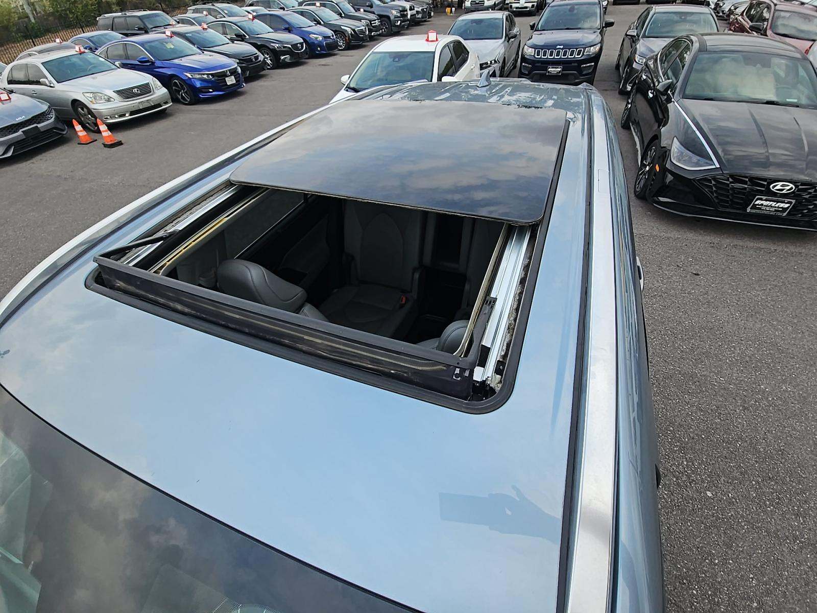 2021 Toyota Highlander Hybrid Platinum FWD